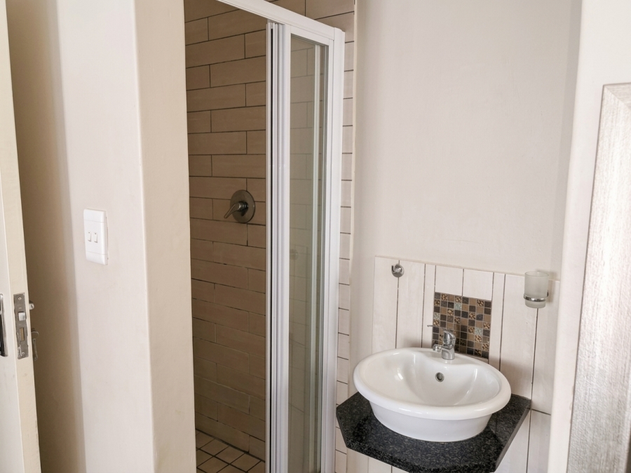 To Let 3 Bedroom Property for Rent in Waterval East North West